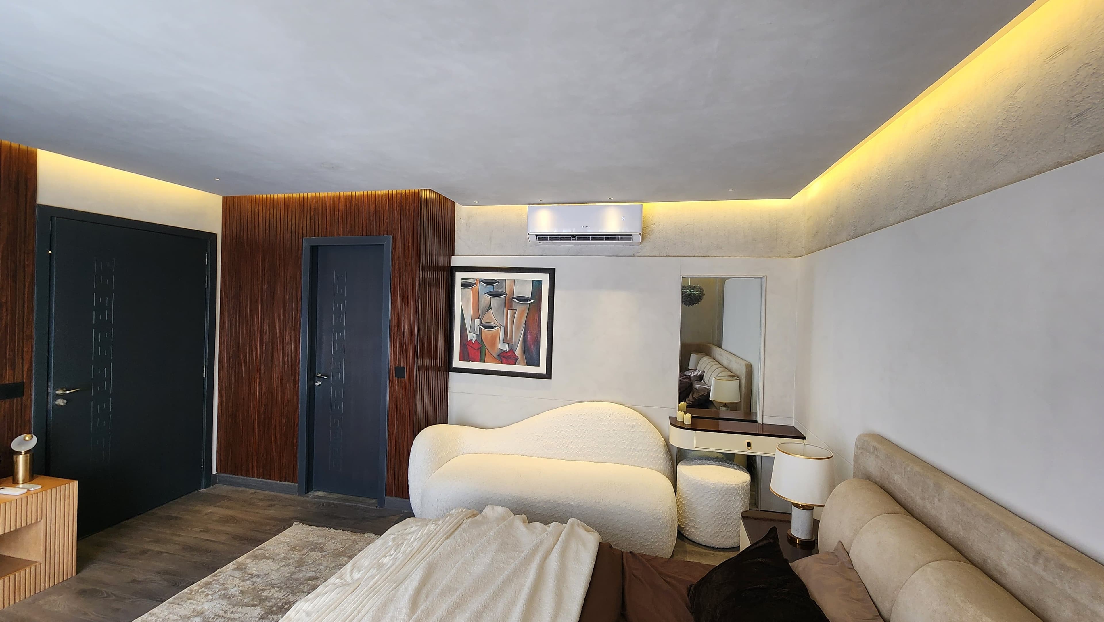 Interior Finish 7